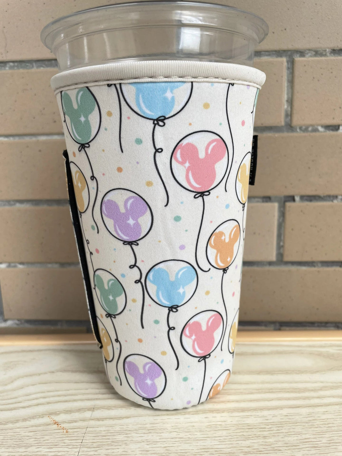 (MID OCTOBER PRE-ORDER) 
HAPPIEST PLACE BALLOONS (TALL ONLY)